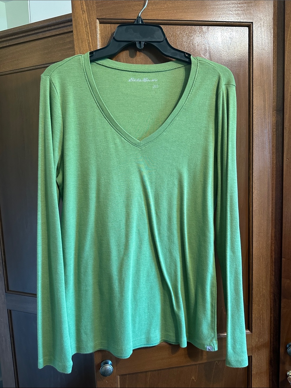 Eddie Bauer Light Green V-Neck Long Sleeve Top